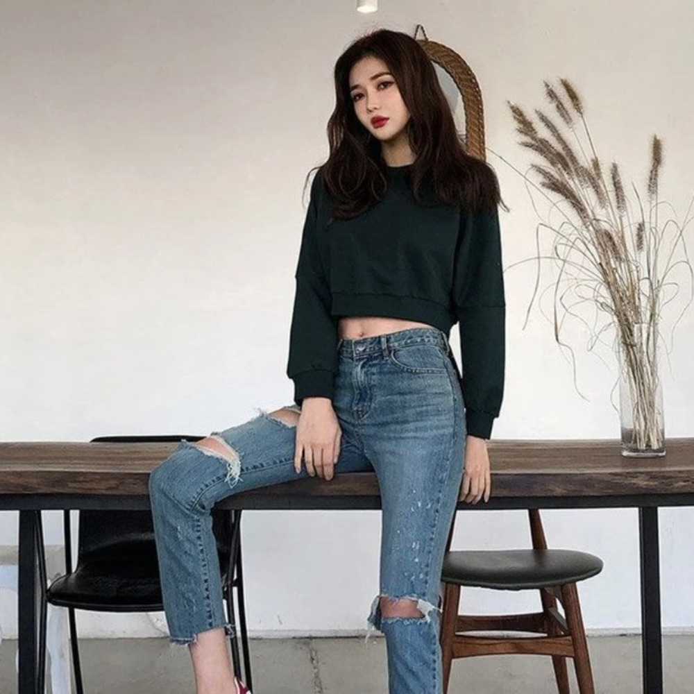 Chuu Women’s Korean Cropped Sweatshirt Dark Green Size S